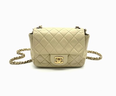 CHANEL Mini Timeless Classic Single Flap